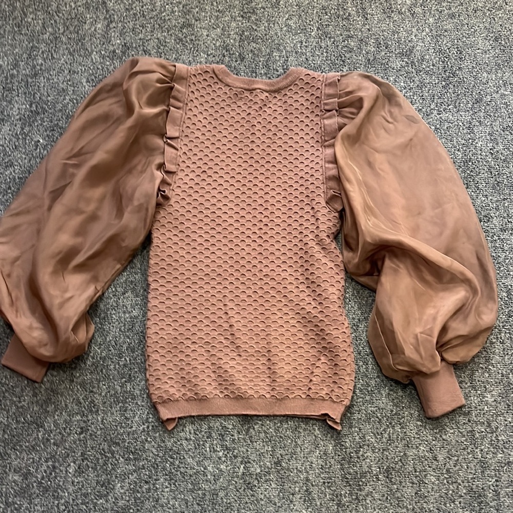 Anthropology Sz XS satin like puff sleeve sweater very soft EUC - Picture 9 of 9